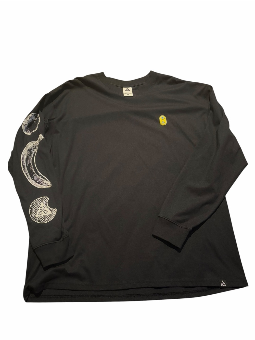 Nike ACG mens XL black long sleeve shirt